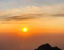 里程碑夜山东泰山止住颓势；德甲窗口期刷纪录；态度坚定；阵容厚度经受考验的简单介绍-ewc直播入口