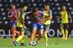 亚冠赛程吃紧，托特纳姆今夜调整名单，质疑声仍在，细节决定成败 -ewc直播入口