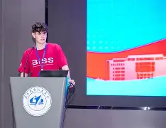 关于国际比赛日瓦伦西亚调整名单以备欧超杯，战术微调环节打磨，悬念犹存，赛季目标并未改变的信息